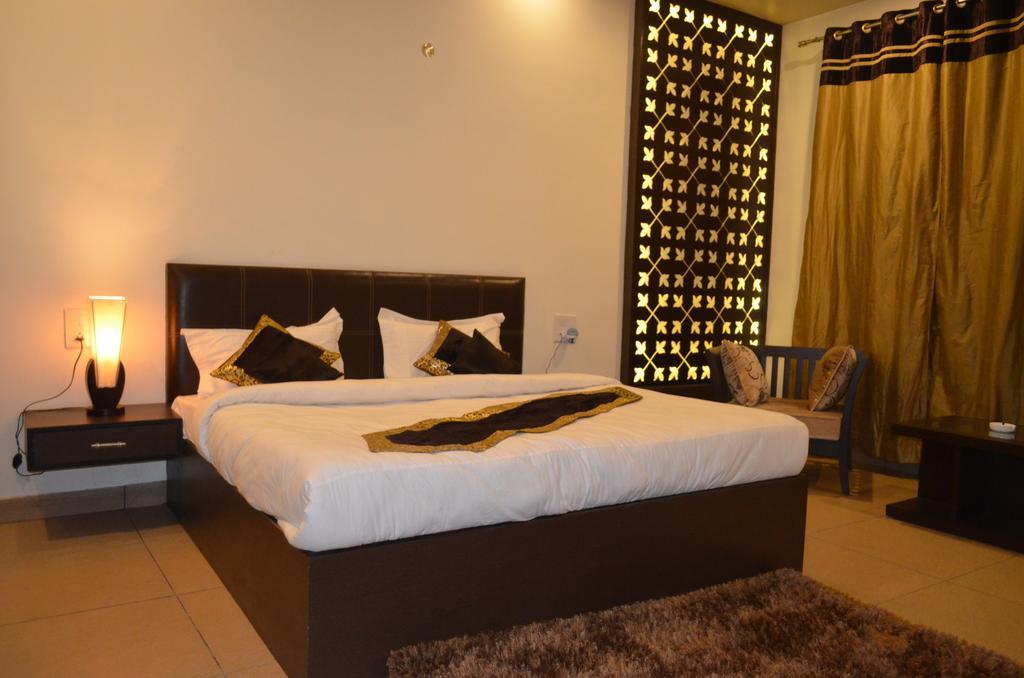 Red Orchid Meerut Ngoại thất bức ảnh